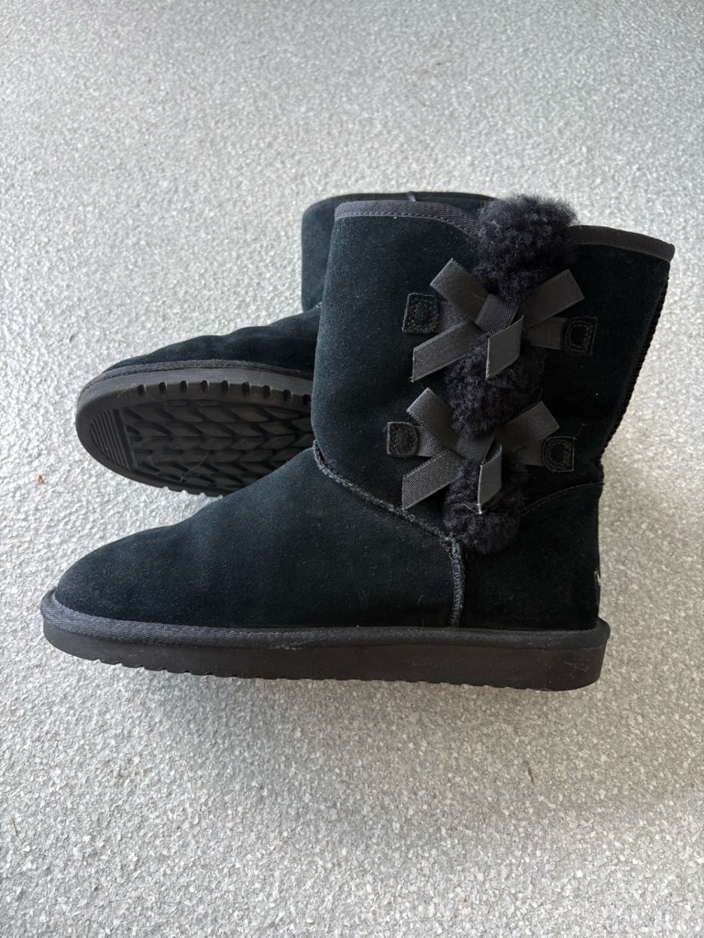 Koolaburra by UGG Victoria Short boots size 10